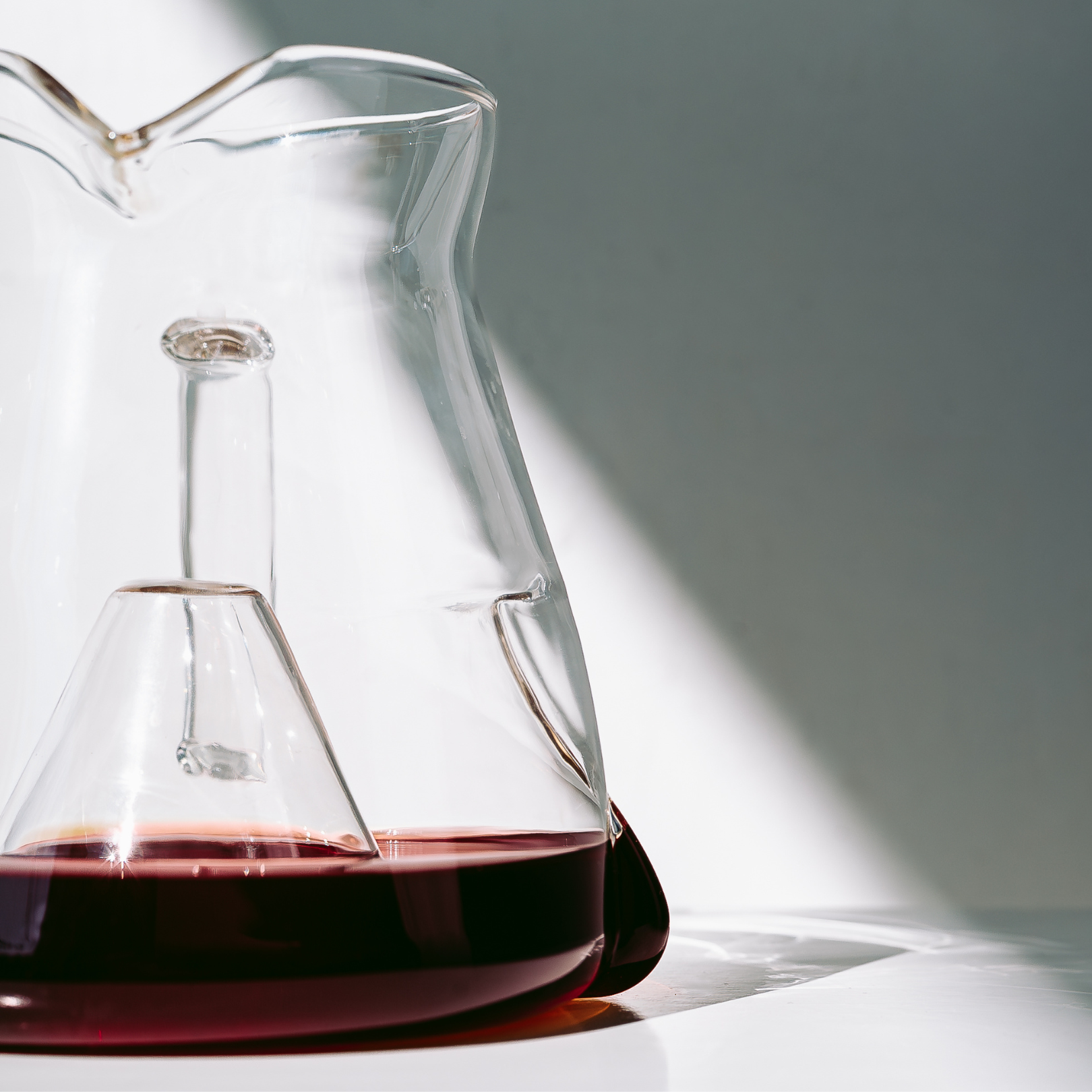 AVENSI WAVE - Cyclone Carafe - Standard (550mL) - Entire Goods