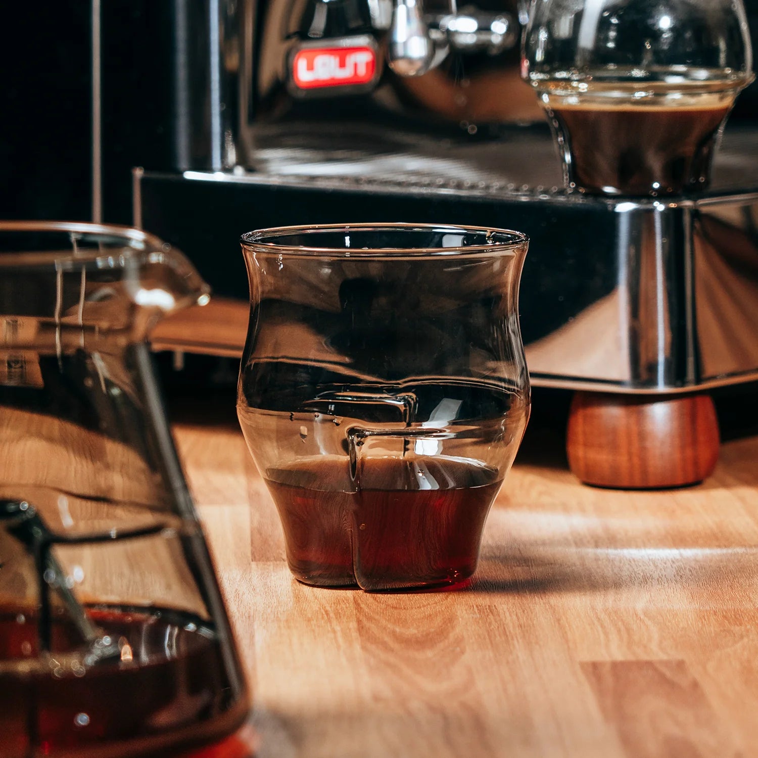 AVENSI WAVE - Alto Tasting Glass - Black - Entire Goods